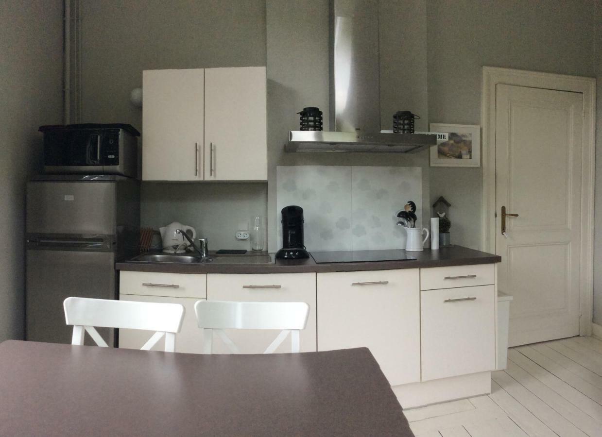 La Villa Des Roses Дюрби Екстериор снимка